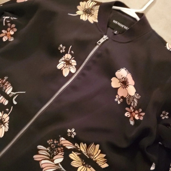 Jacket - Picture 3 of 3